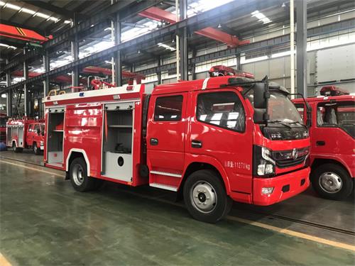 東風(fēng)5噸泡沫消防車(chē)（國(guó)六）